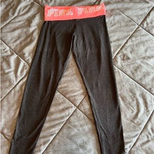 Women’s VS Pink yoga leggings